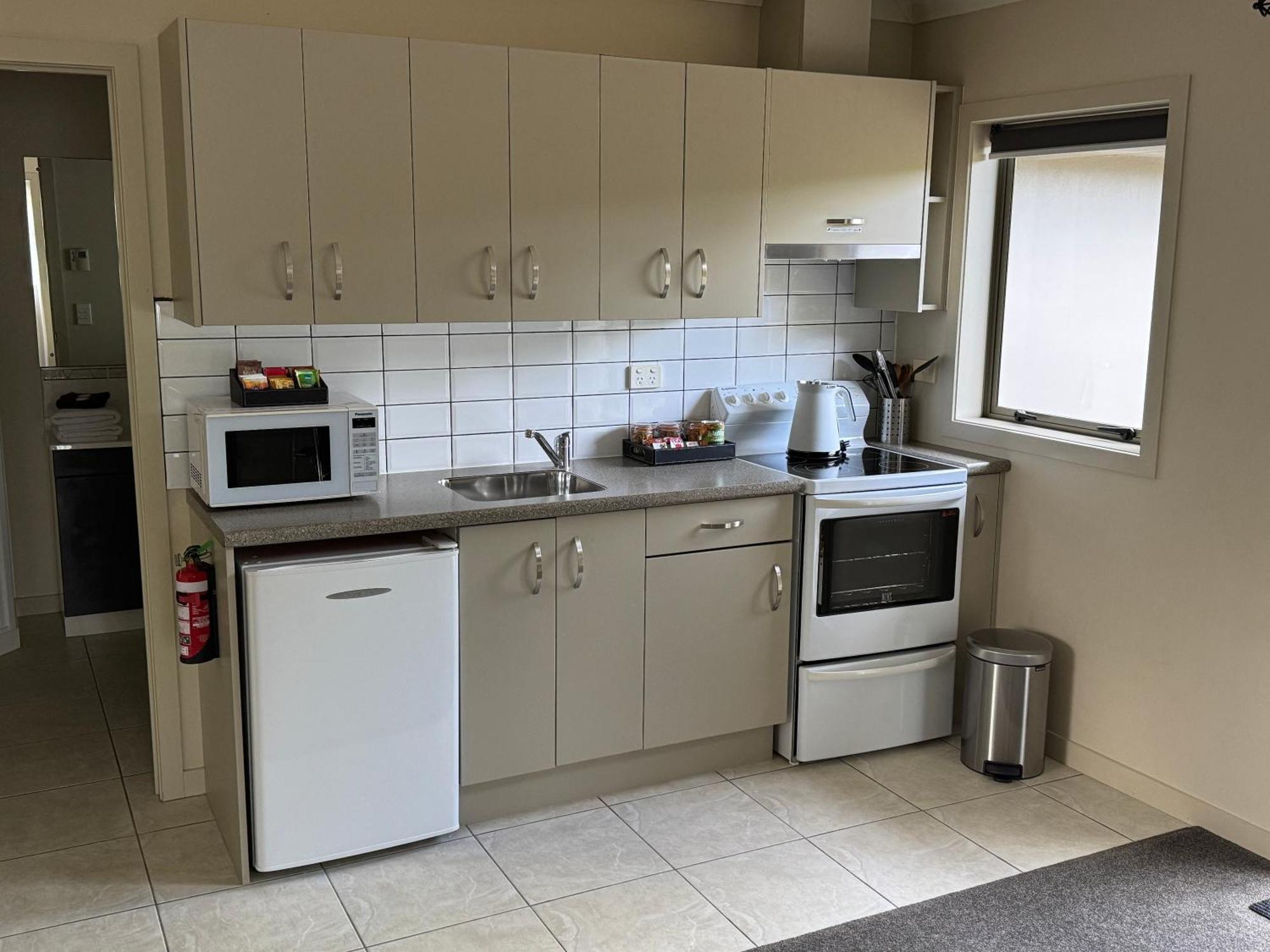 200 On Lake View Karapiro Экстерьер фото